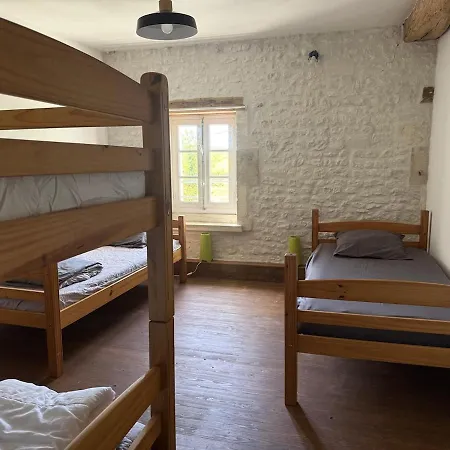Apartment, Les Fins Bois